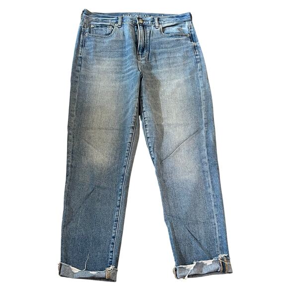 American Eagle Mom Jeans Women’s Size 10 Regular High Rise Light Wash Raw Hem - Picture 1 of 6